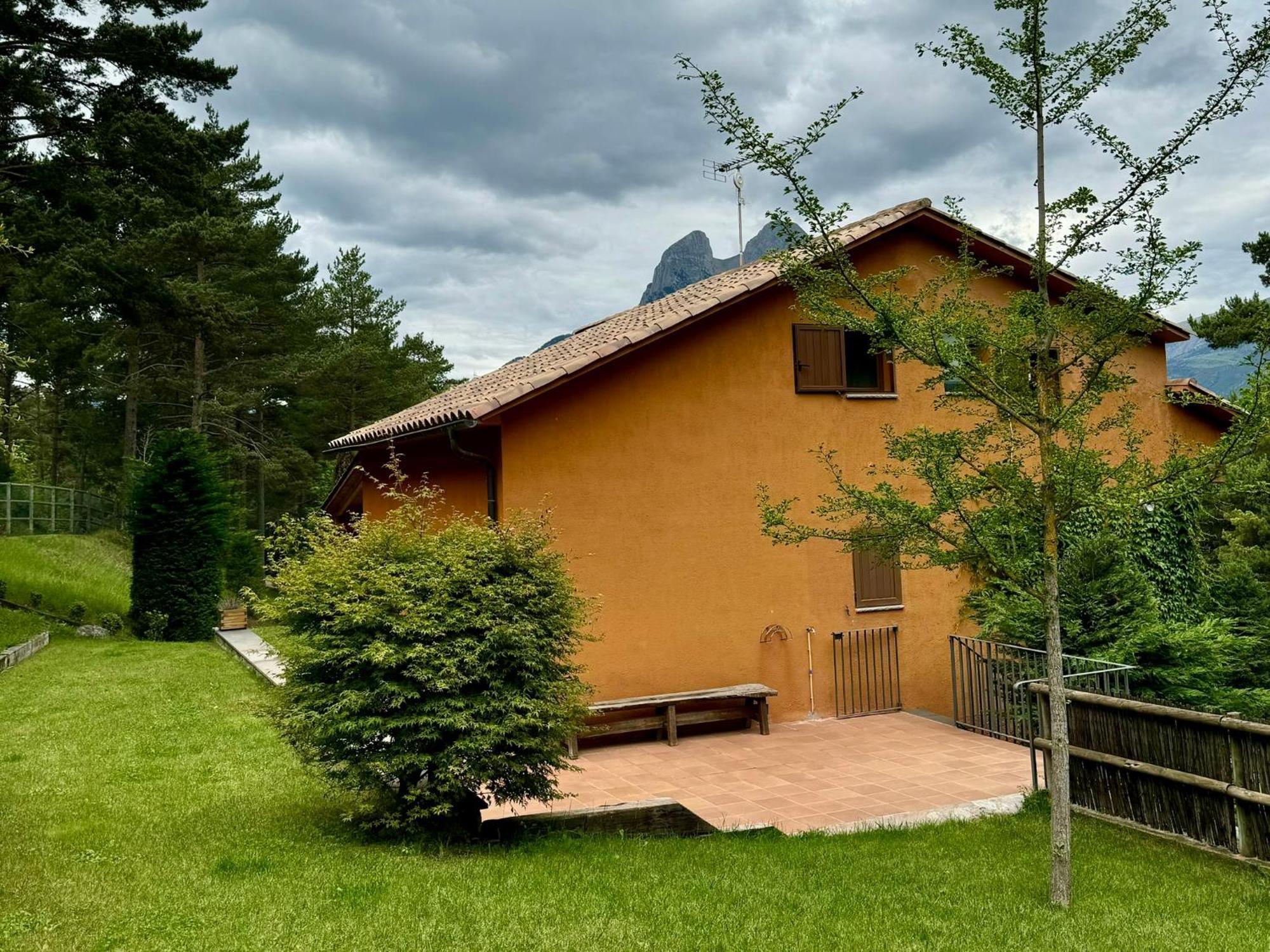 Cal Roig - Pedraforca Villa Saldés Eksteriør billede